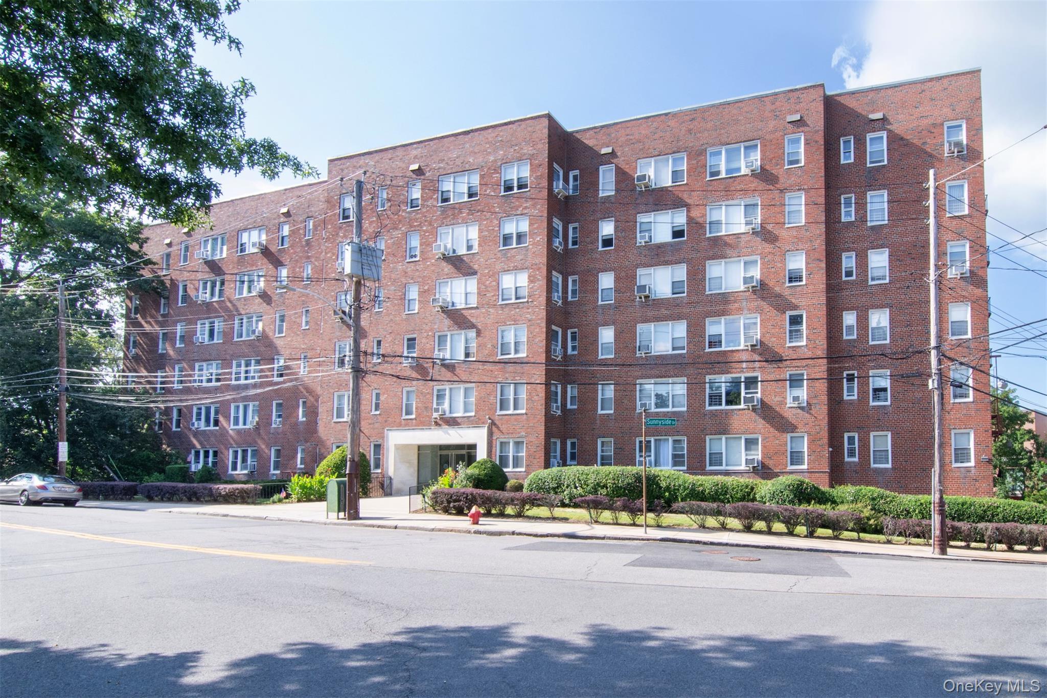 25 Sunnyside Drive # 4H, Yonkers, NY 10705