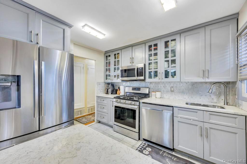 181 Martens Avenue, Valley Stream, NY 11580