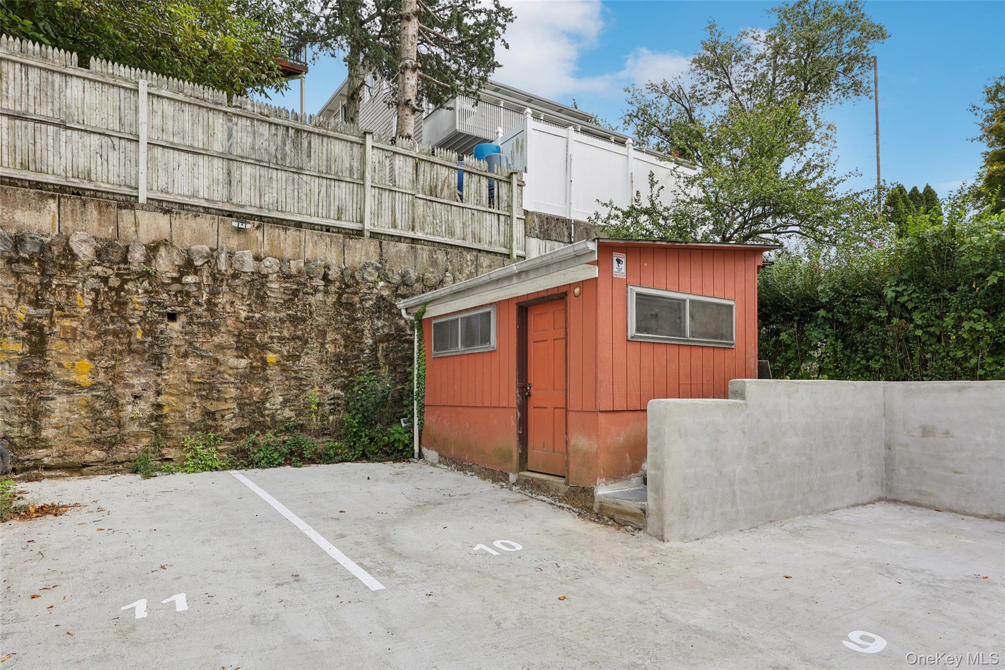 34 Clarendon Avenue, Yonkers, NY 10701