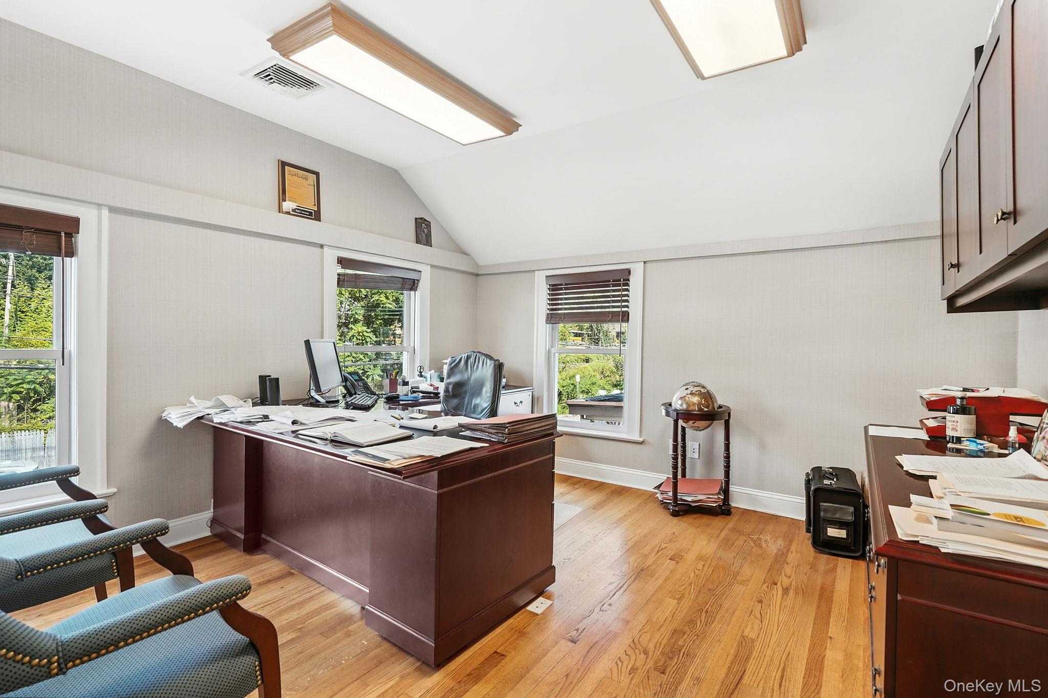 93 N Greeley Avenue, Chappaqua, NY 10514