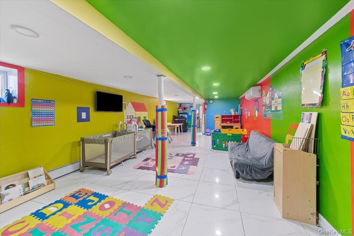 120-44 192nd Street, Saint Albans, NY 11412