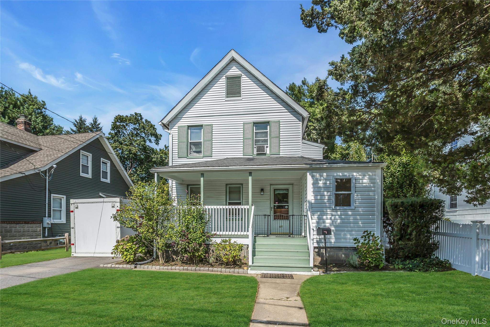 66 Tooker Avenue, Oyster Bay, NY 11771