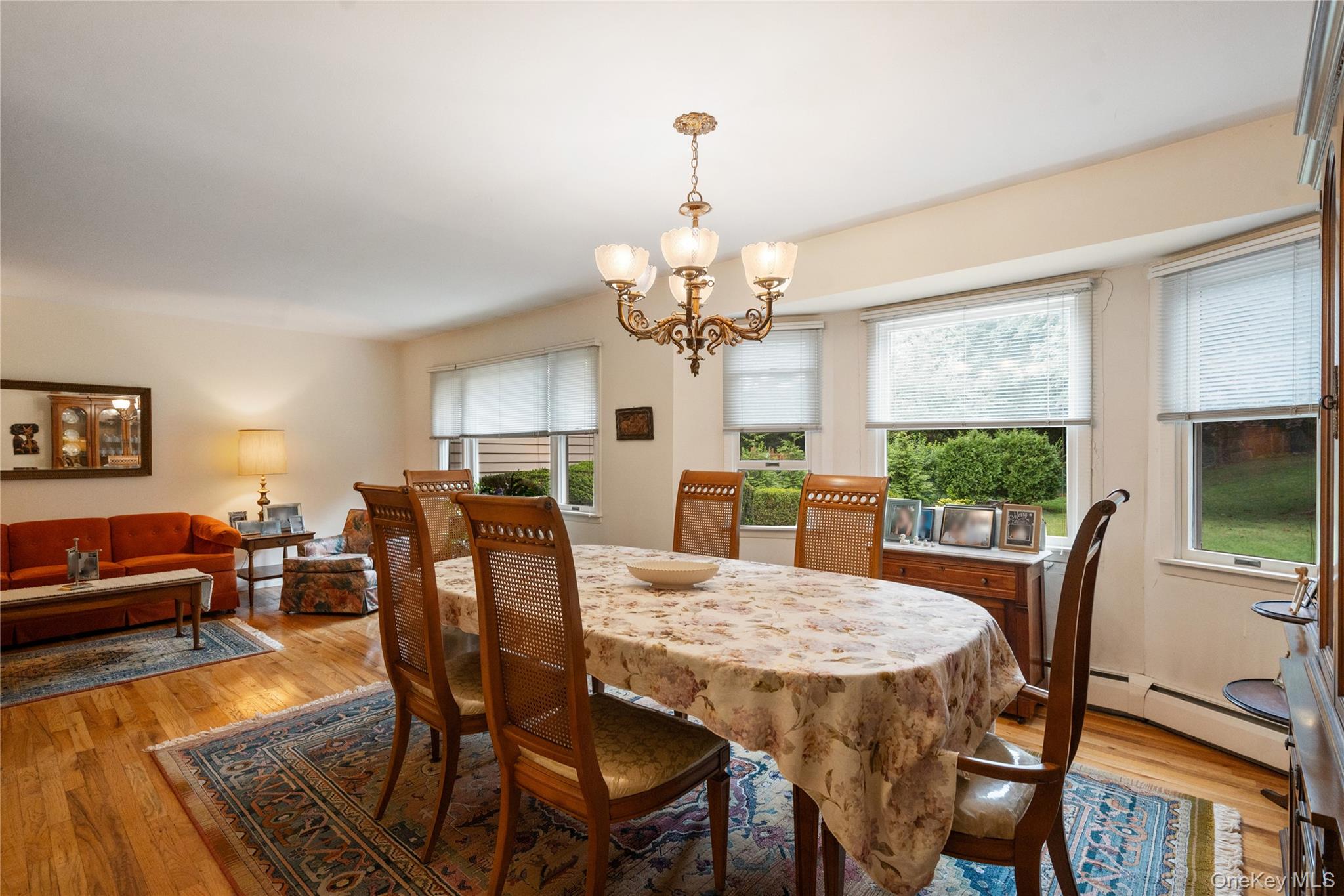 20 Frazer Drive, Greenlawn, NY 11740