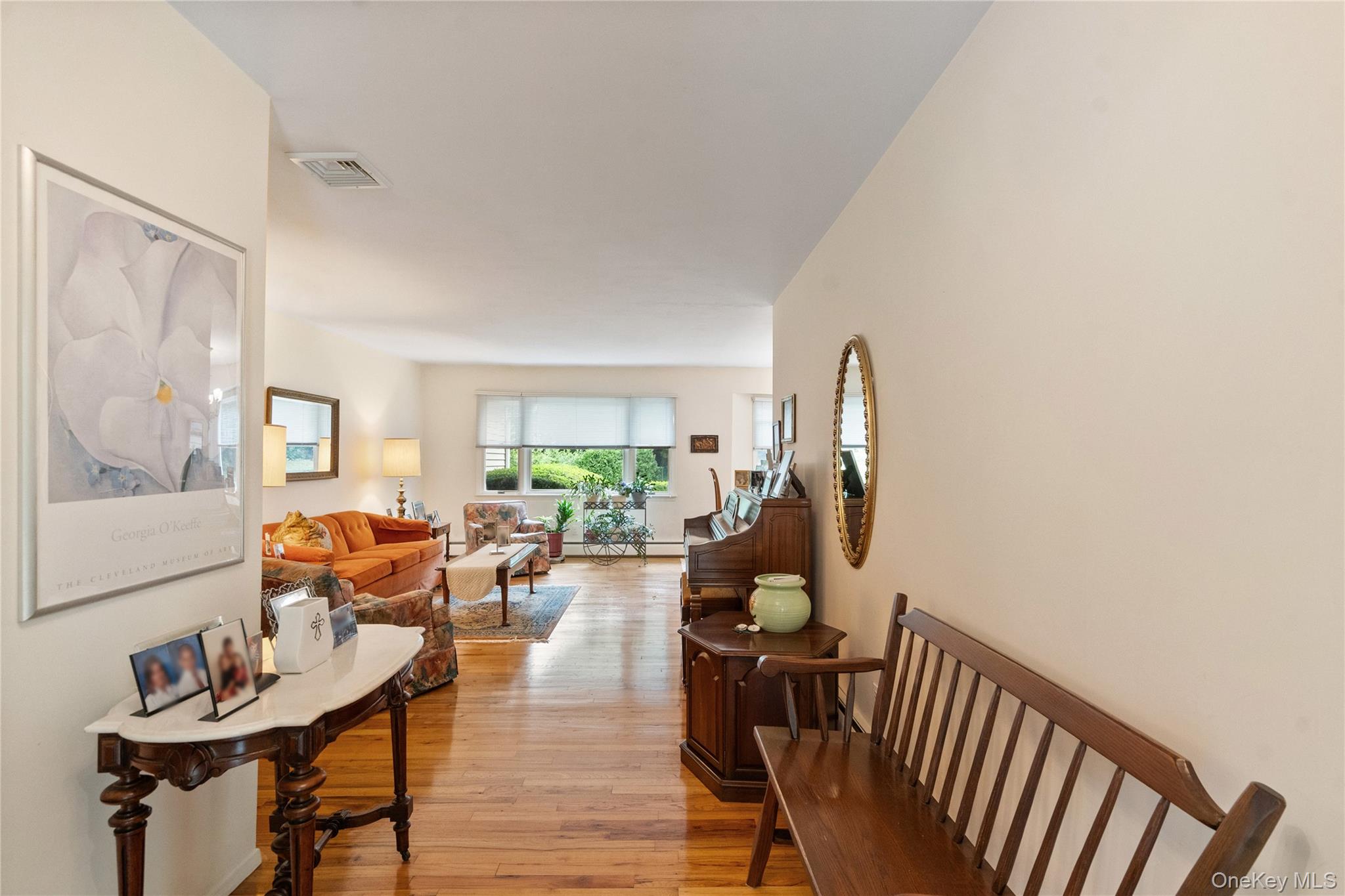 20 Frazer Drive, Greenlawn, NY 11740