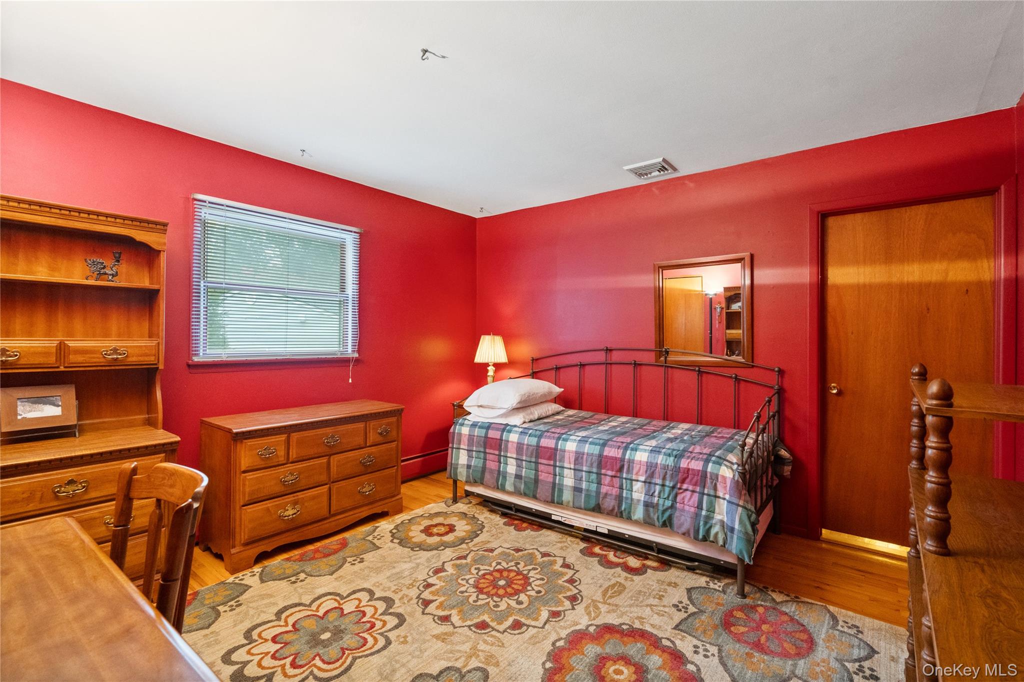 20 Frazer Drive, Greenlawn, NY 11740