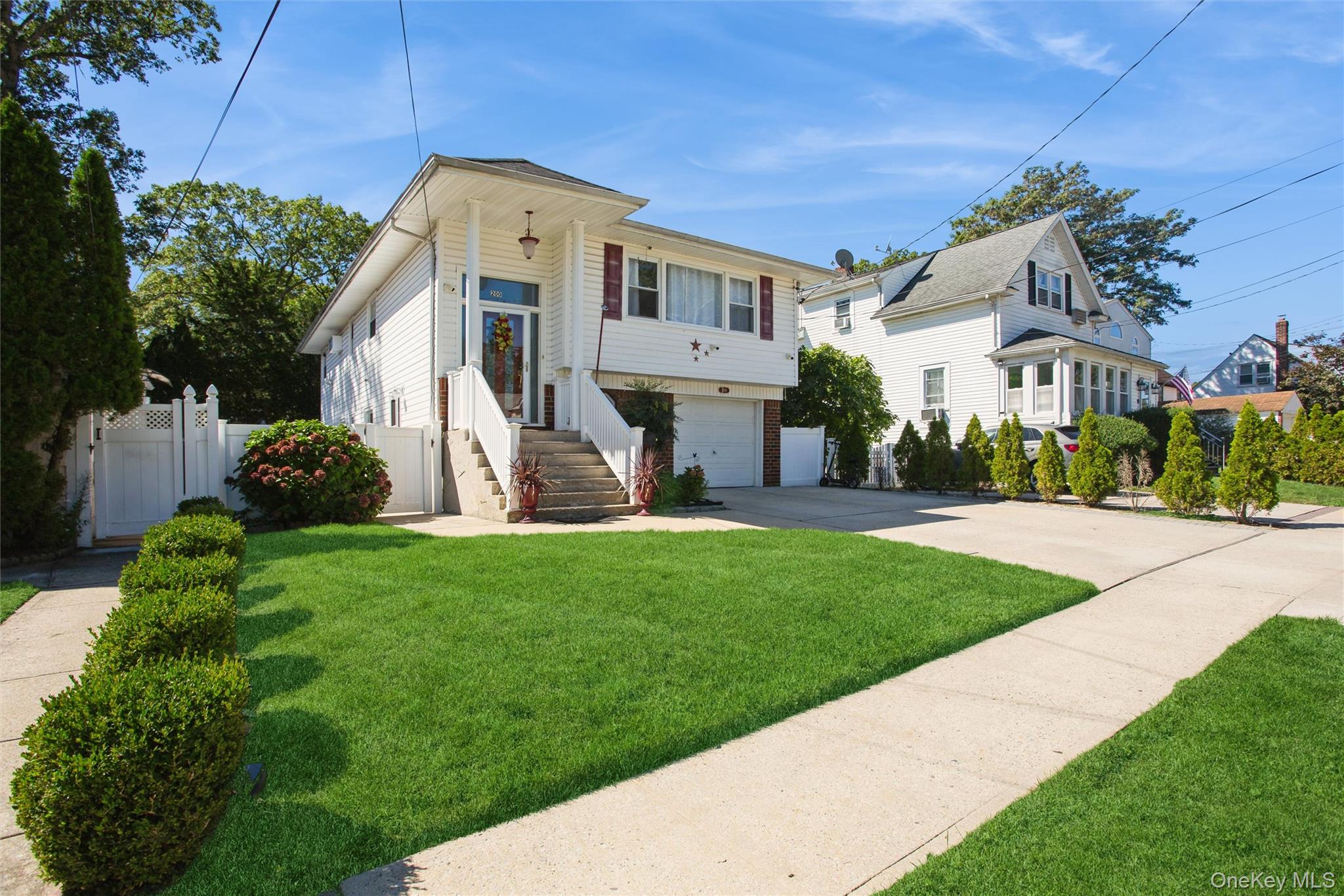 200 E Euclid Street, Valley Stream, NY 11580