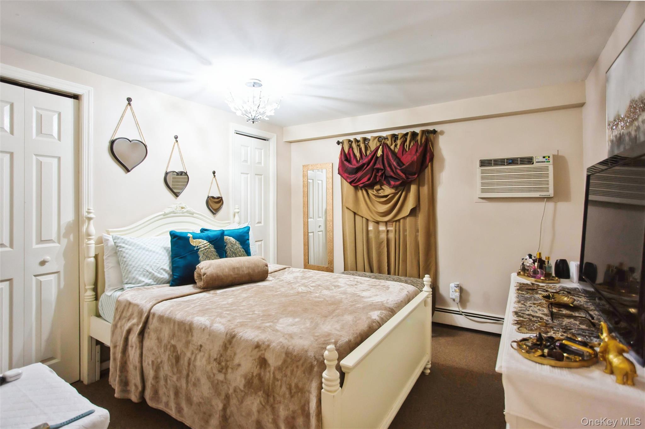 200 E Euclid Street, Valley Stream, NY 11580