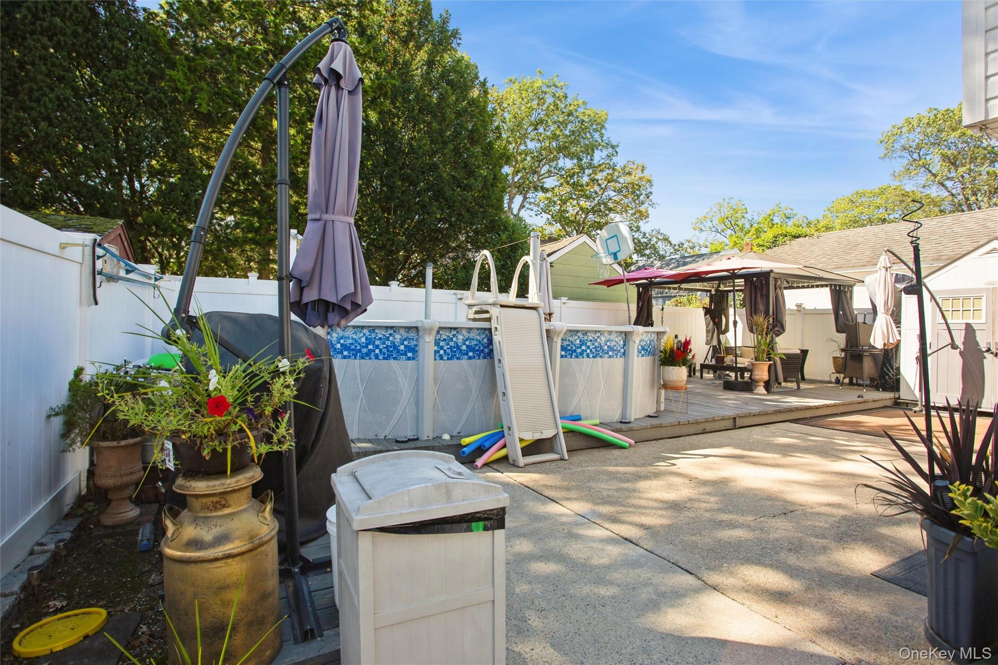 200 E Euclid Street, Valley Stream, NY 11580