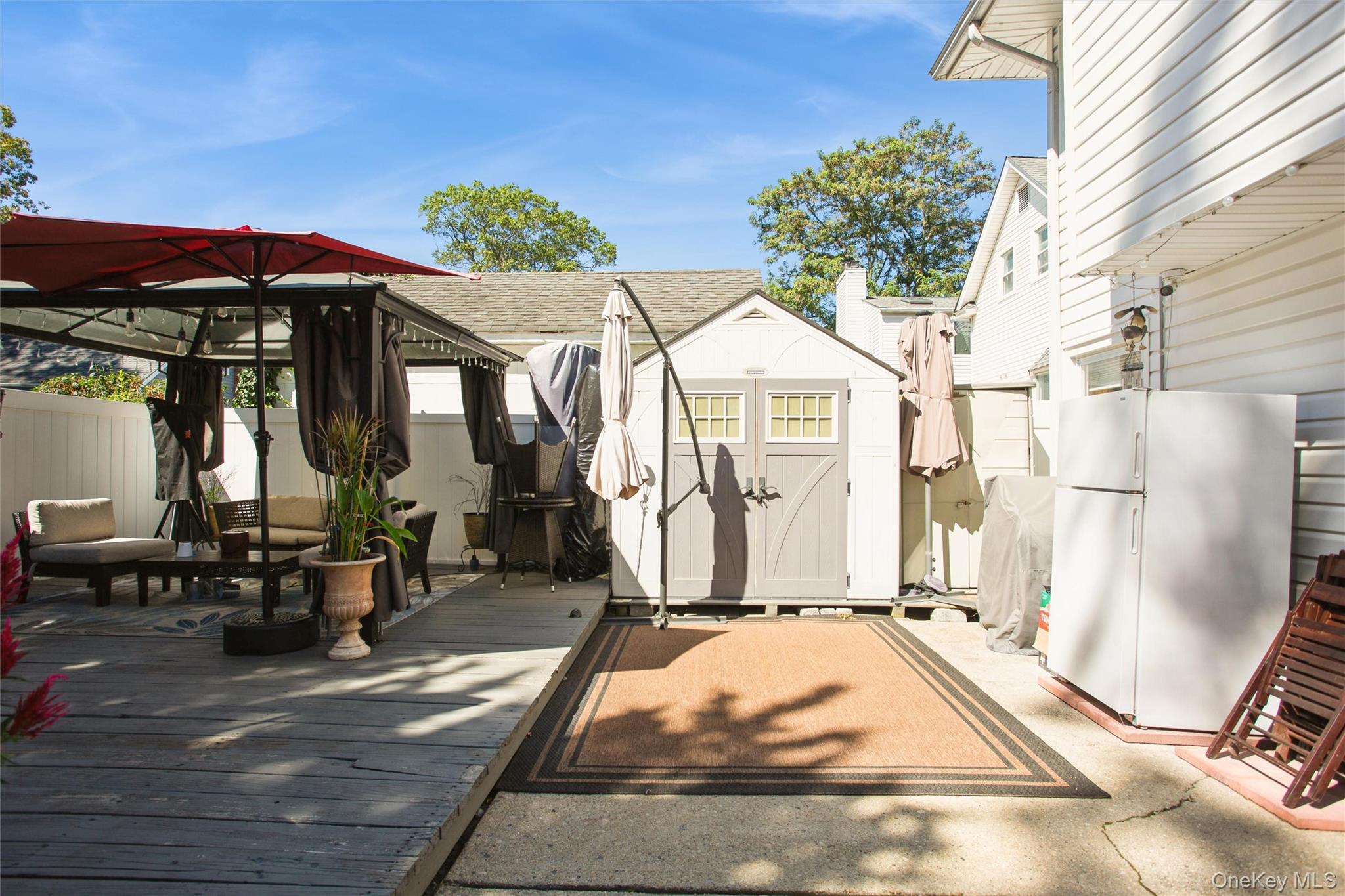 200 E Euclid Street, Valley Stream, NY 11580