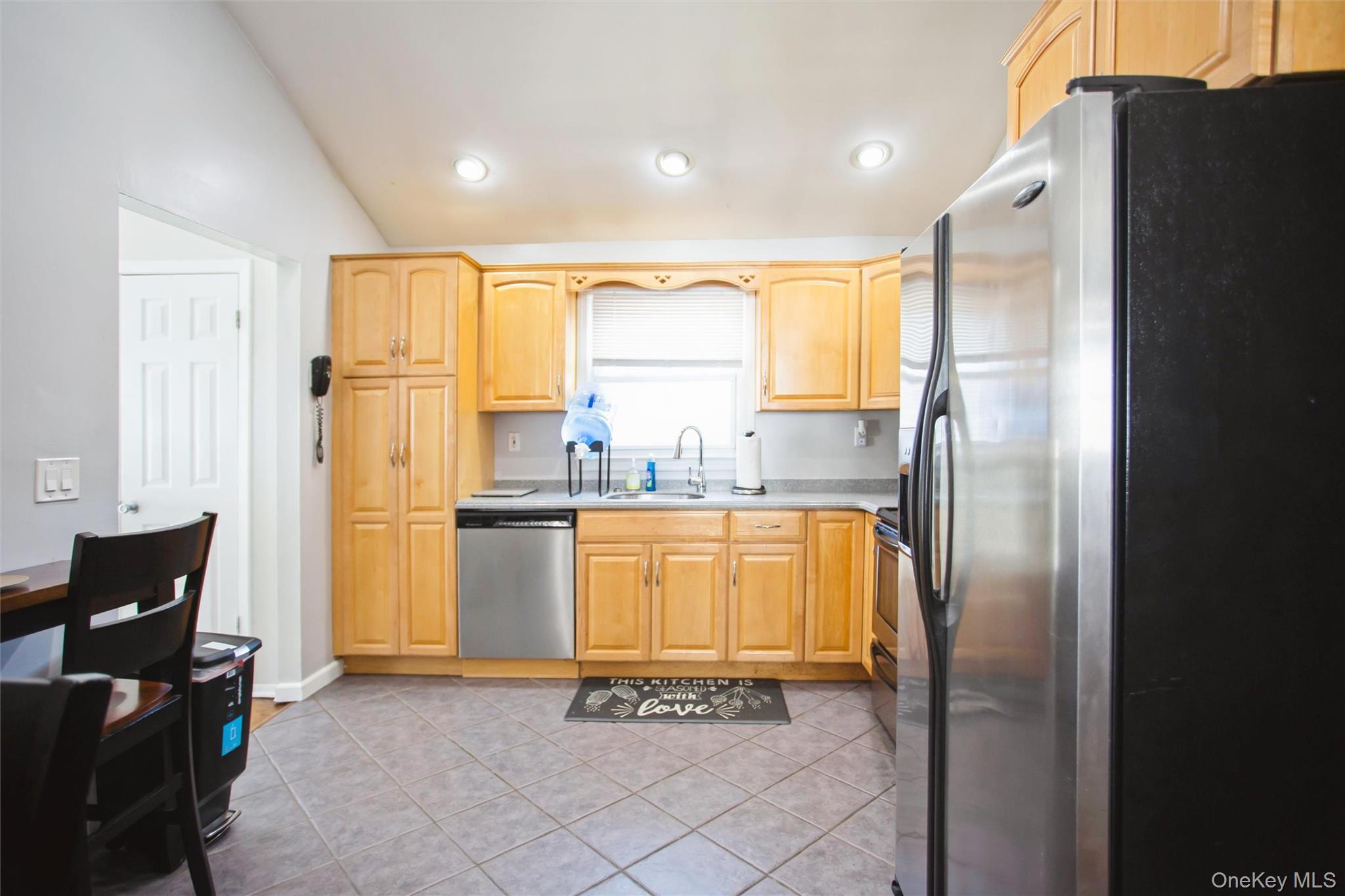 200 E Euclid Street, Valley Stream, NY 11580