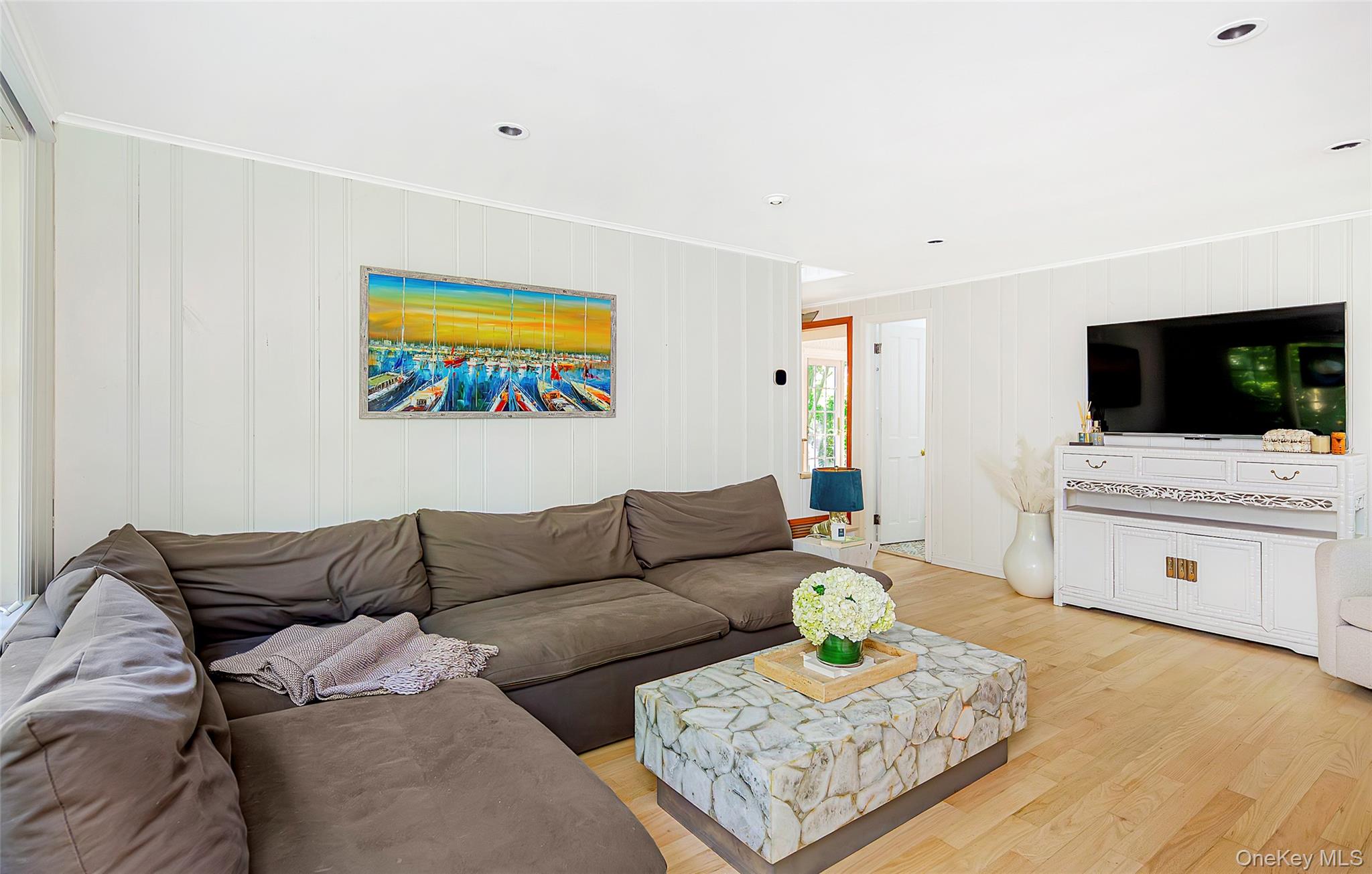 8 Lawrence Avenue, Hampton Bays, NY 11946