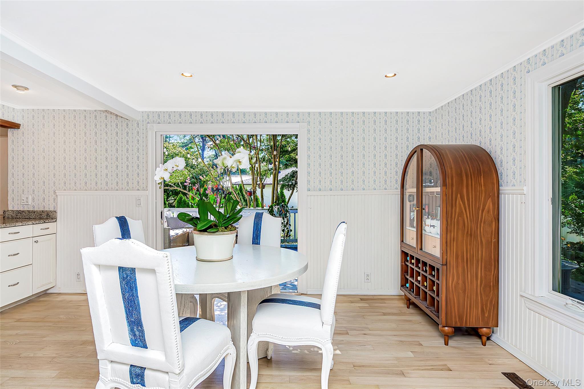 8 Lawrence Avenue, Hampton Bays, NY 11946