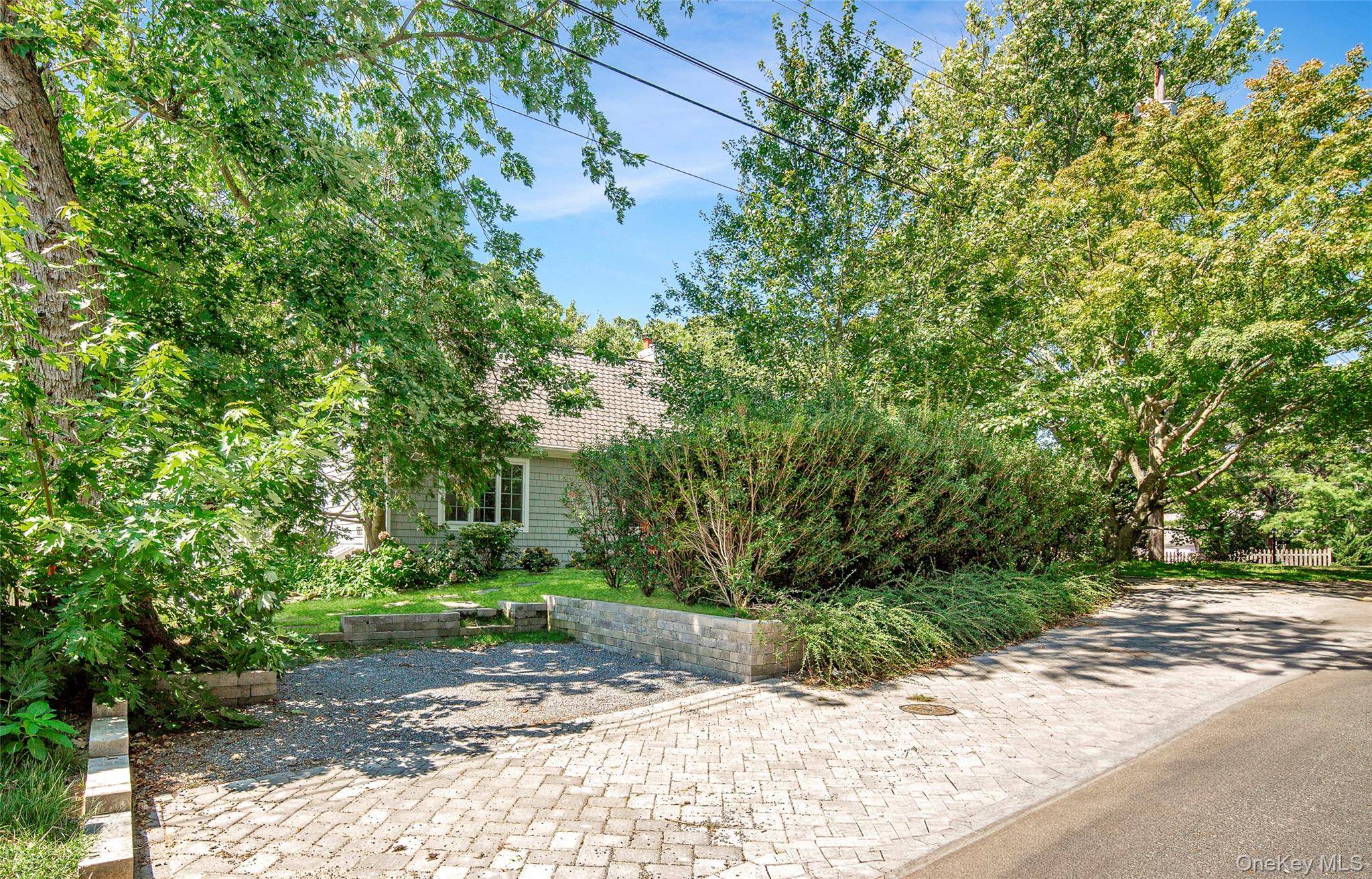 8 Lawrence Avenue, Hampton Bays, NY 11946