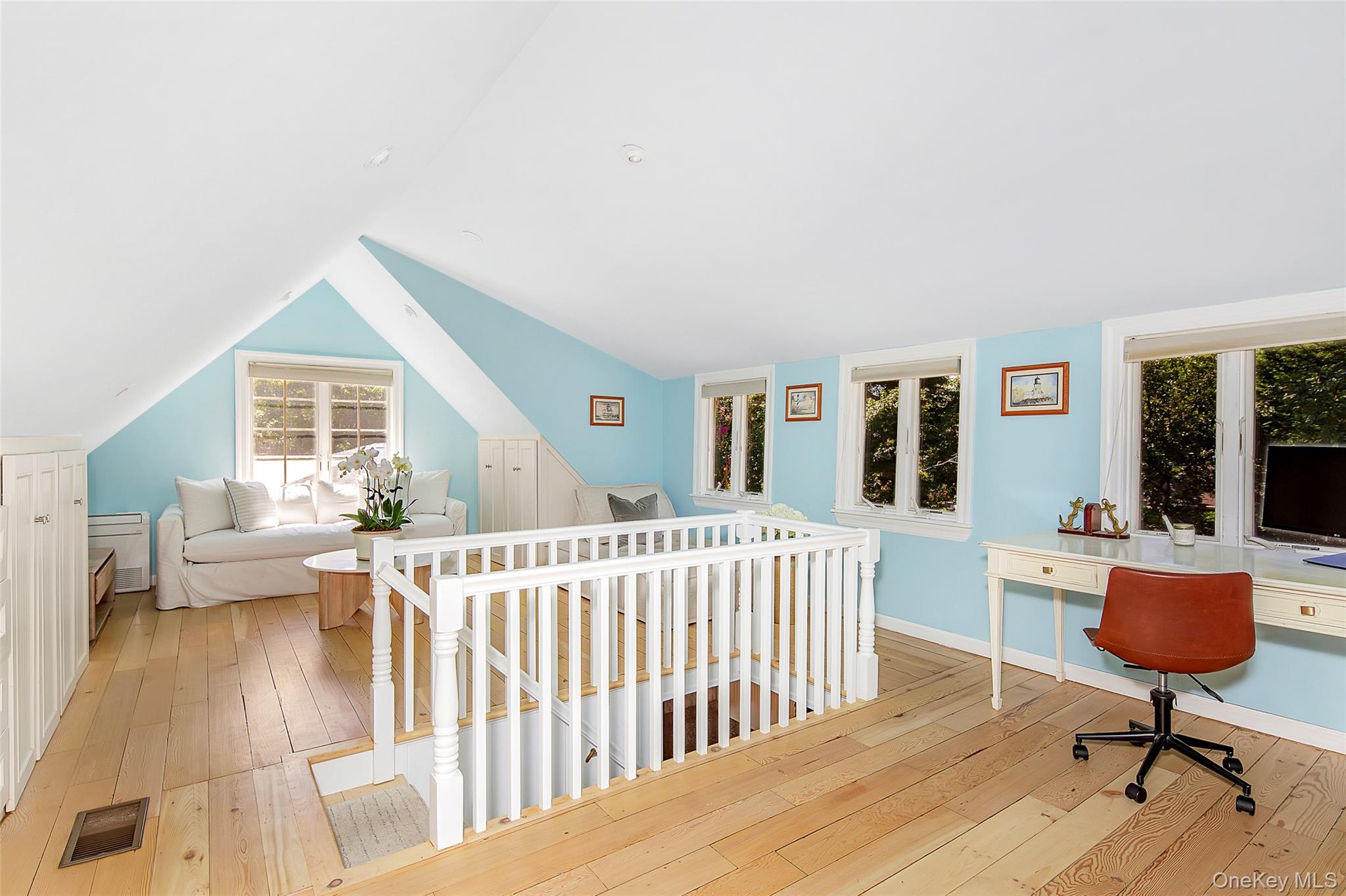 8 Lawrence Avenue, Hampton Bays, NY 11946