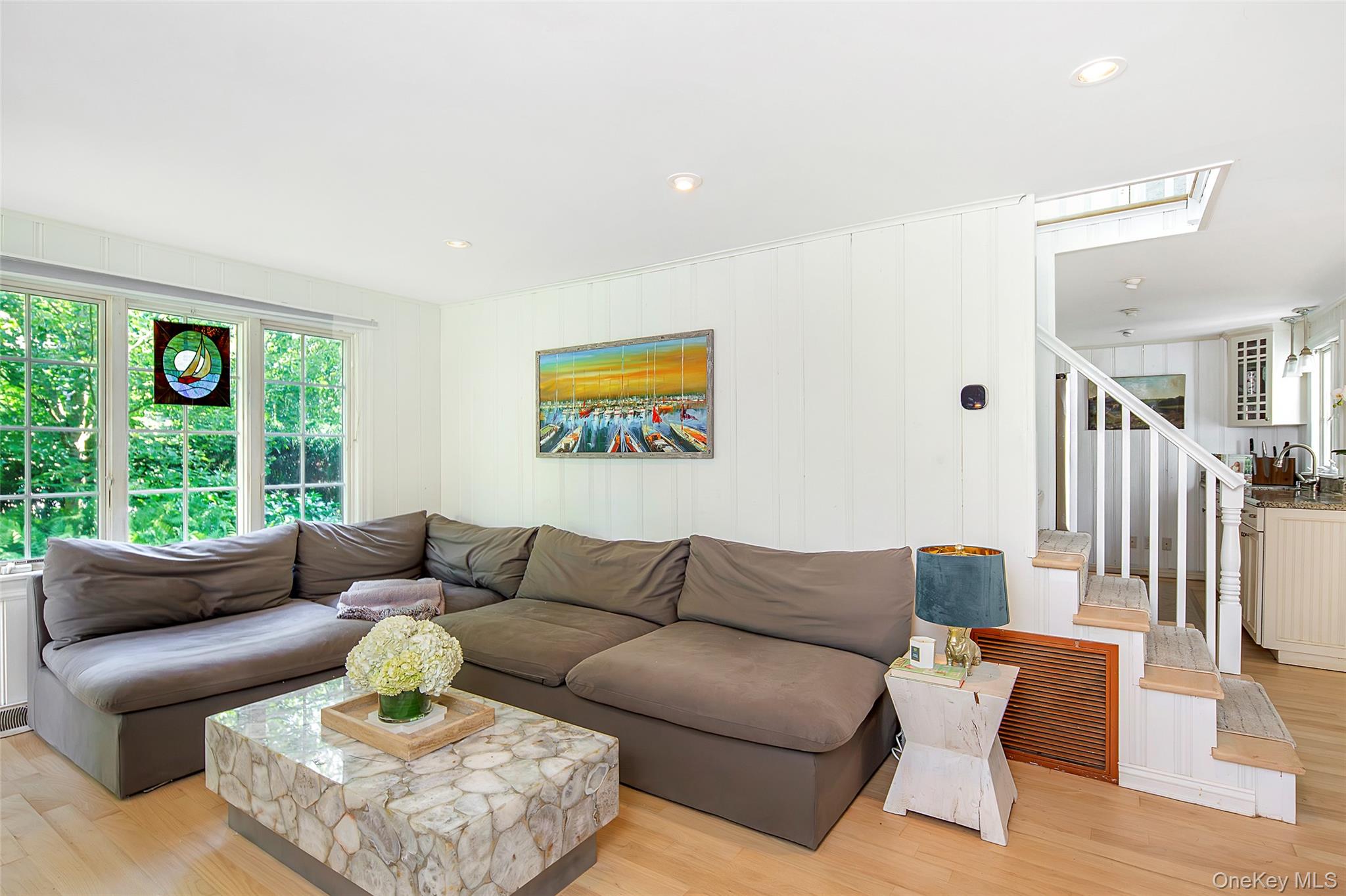 8 Lawrence Avenue, Hampton Bays, NY 11946