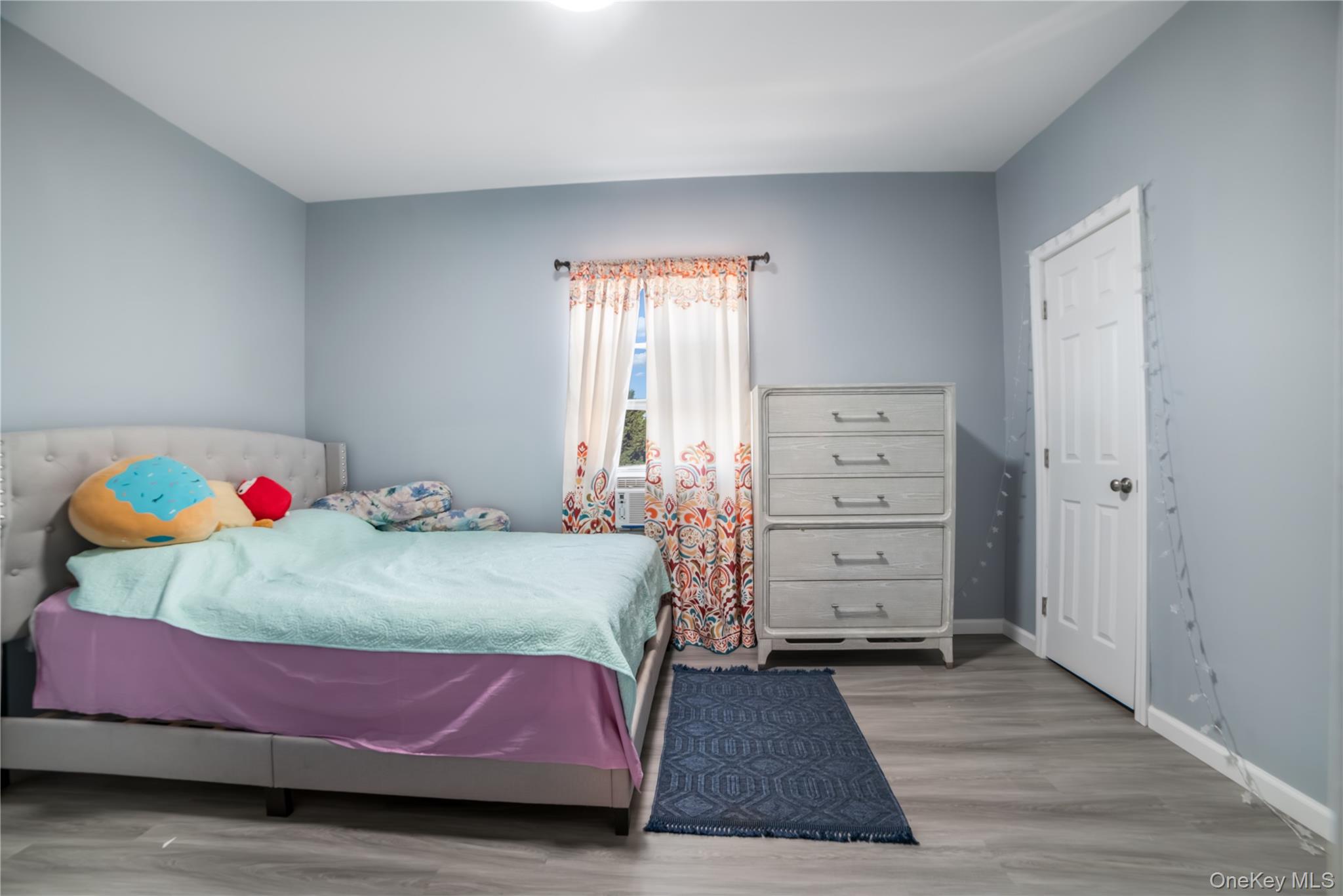 7 Willis Avenue, Floral Park, NY 11001