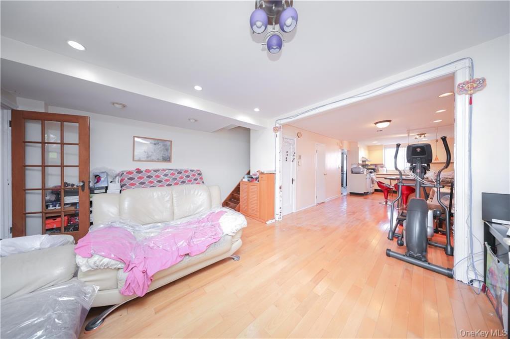 2039 Coyle Street, Brooklyn, NY 11229