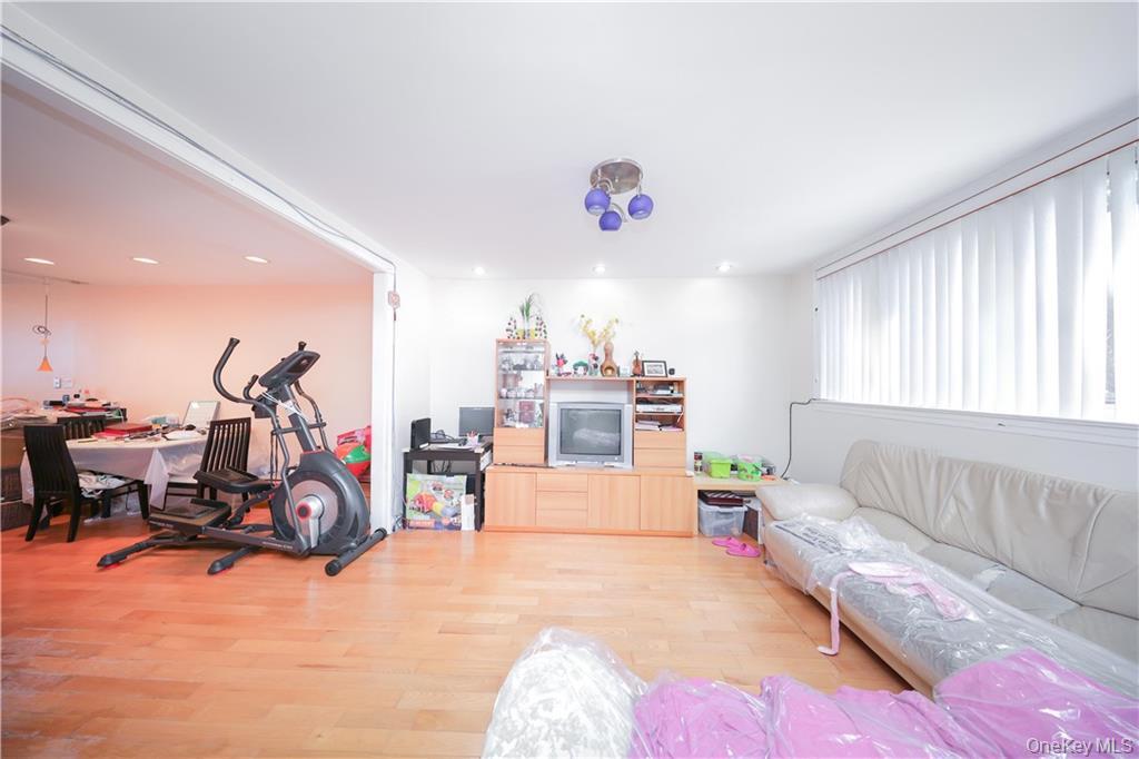 2039 Coyle Street, Brooklyn, NY 11229