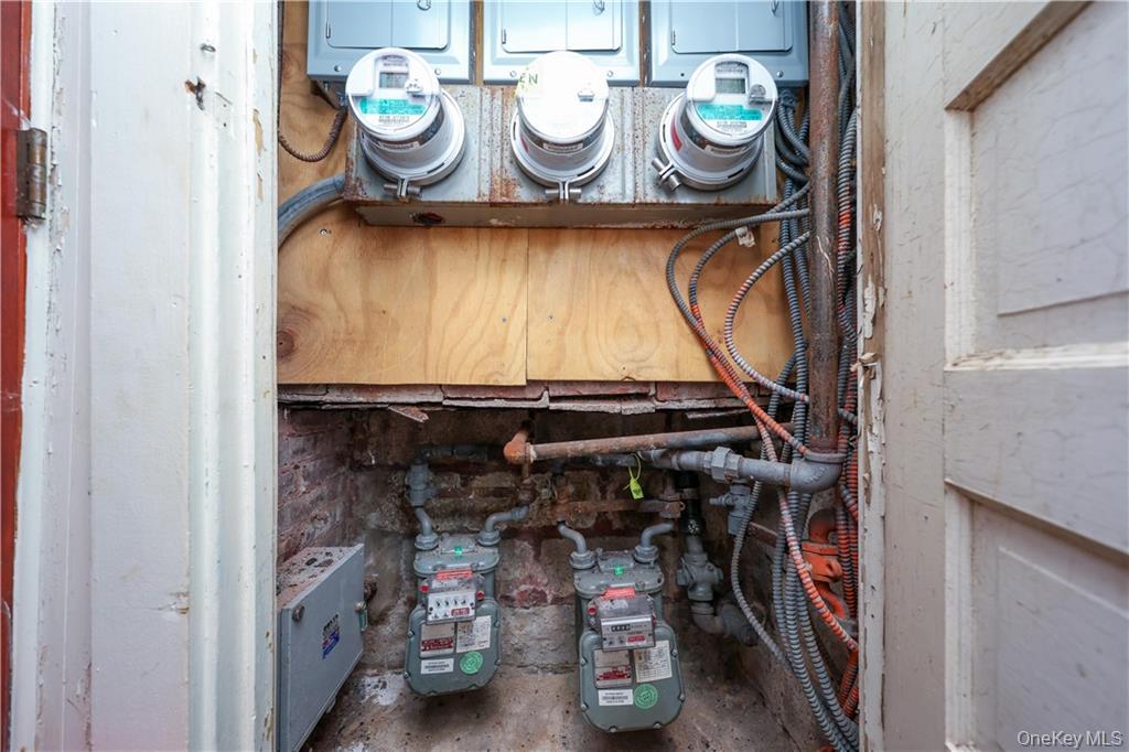 2039 Coyle Street, Brooklyn, NY 11229