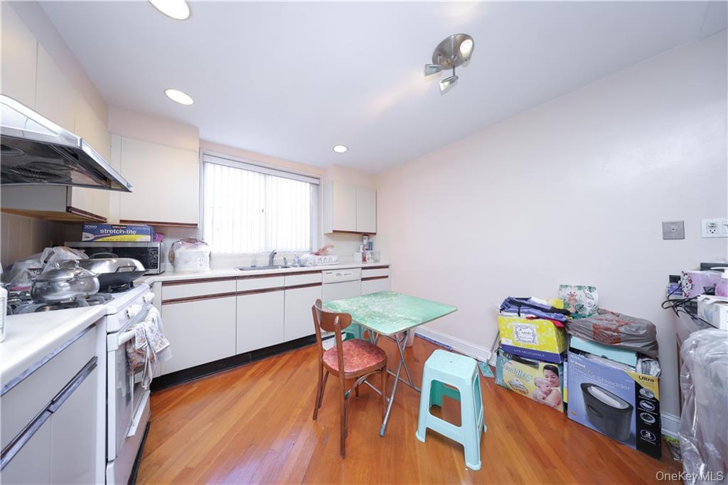 2039 Coyle Street, Brooklyn, NY 11229