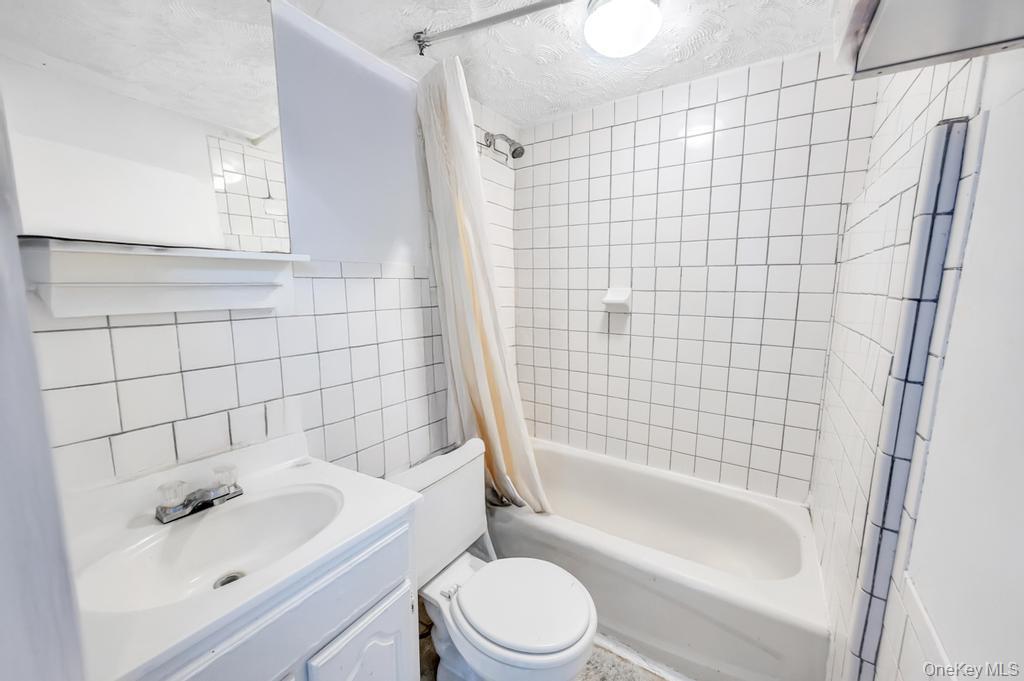 831 N William Street, Baldwin, NY 11510