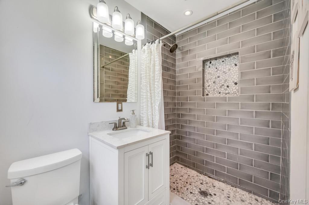 3 Cedar Street, Patchogue, NY 11772