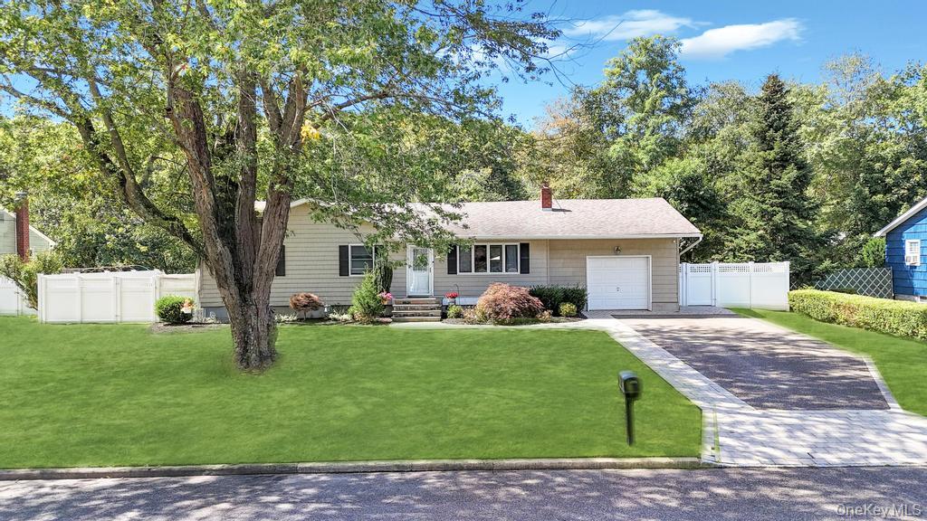 3 Cedar Street, Patchogue, NY 11772