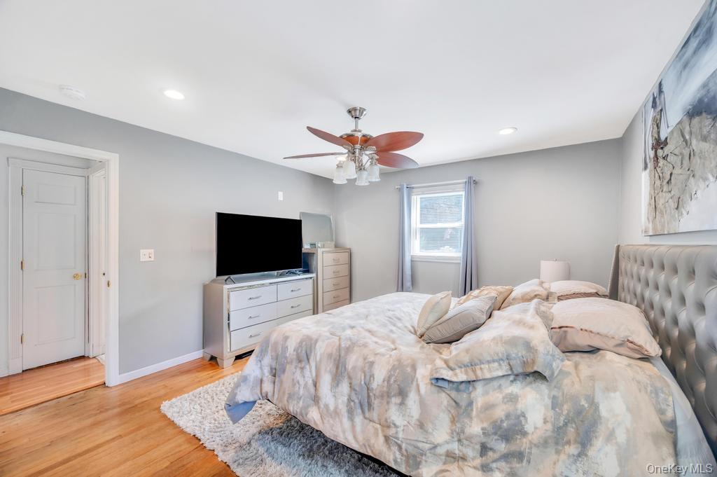 3 Cedar Street, Patchogue, NY 11772