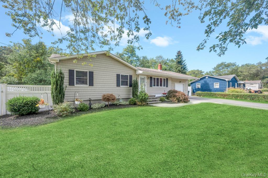 3 Cedar Street, Patchogue, NY 11772