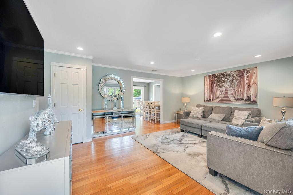 3 Cedar Street, Patchogue, NY 11772