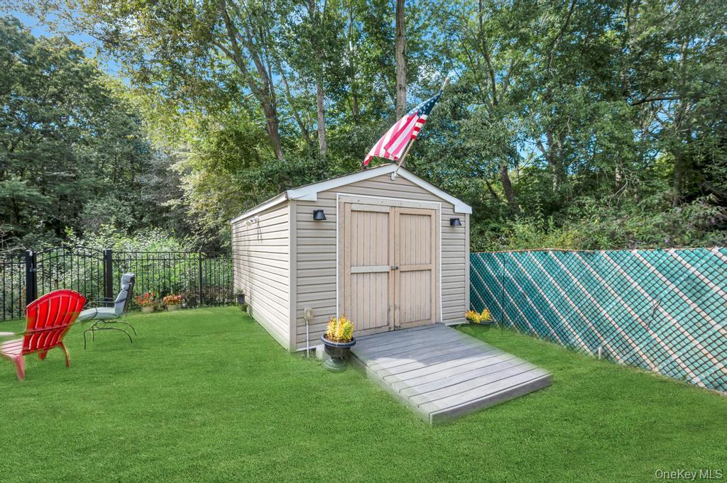 3 Cedar Street, Patchogue, NY 11772