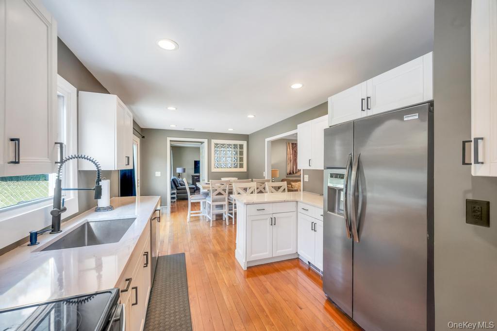 3 Cedar Street, Patchogue, NY 11772