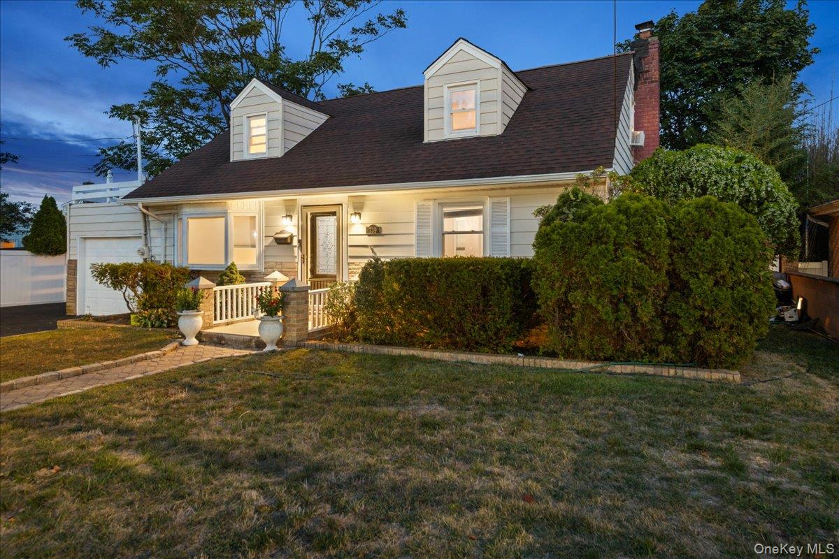 739 Connie Lane, Valley Stream, NY 11003