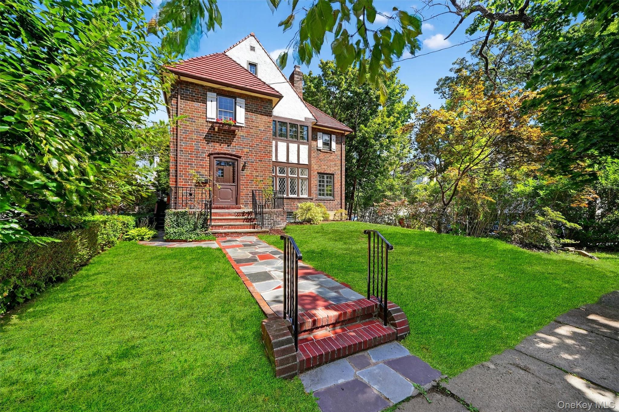 15 Park Place, Fleetwood, NY 10552