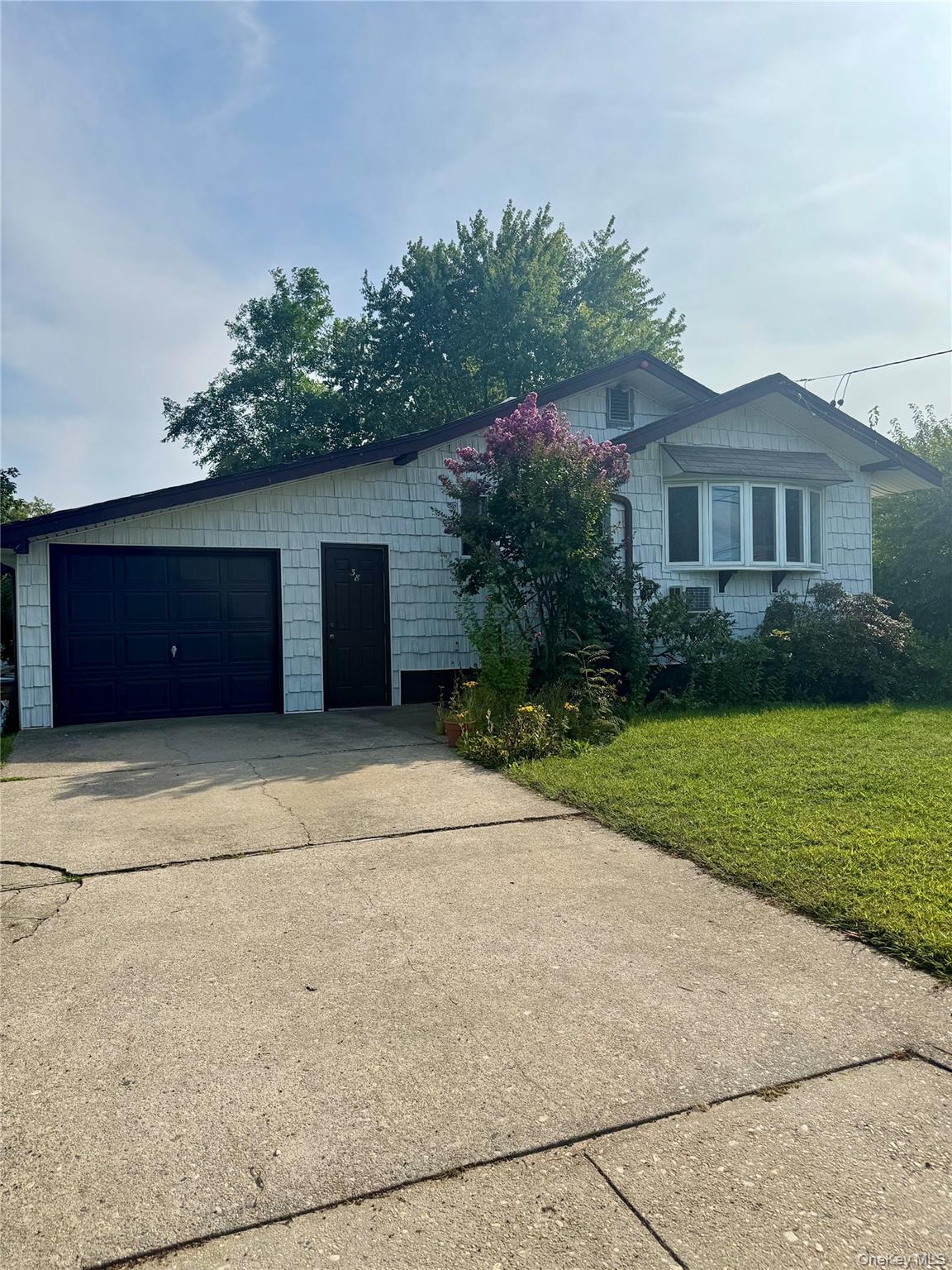 38 E Elm Street, Central Islip, NY 11722