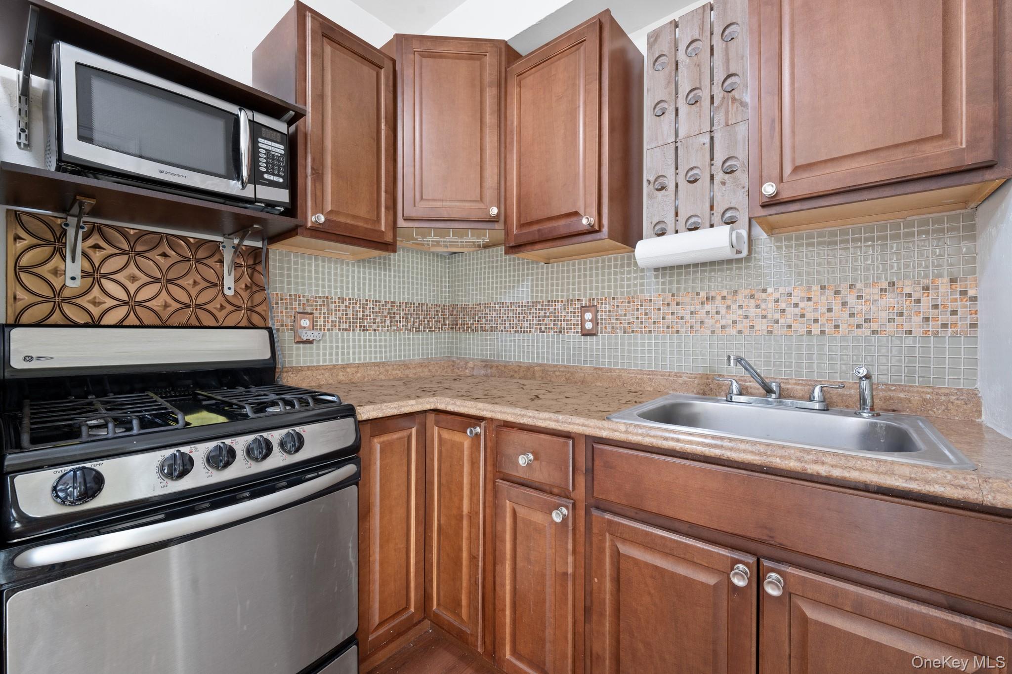 8380 118th st # 6G, Kew Gardens, NY 11415