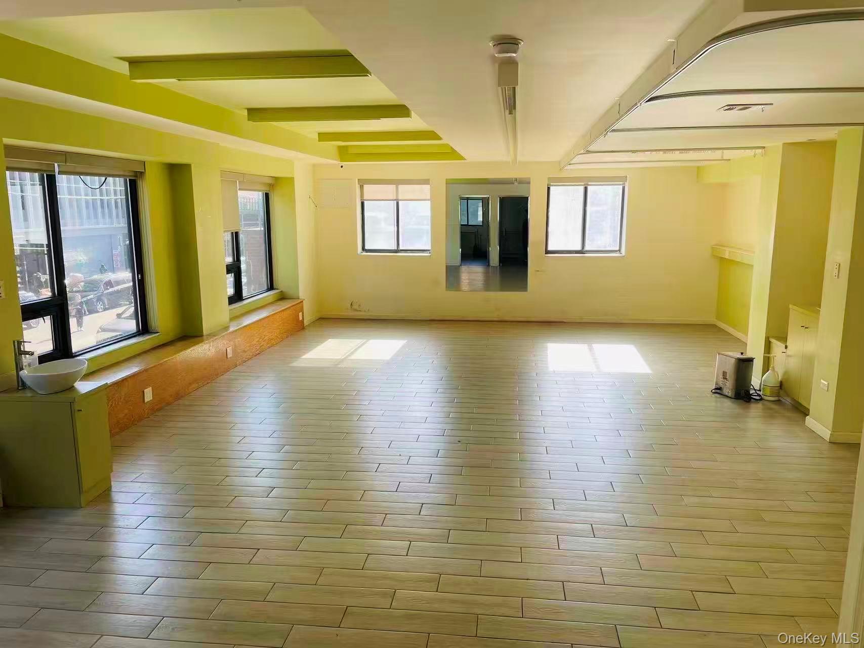 136-25 Maple Avenue # 2FL, Flushing, NY 11355