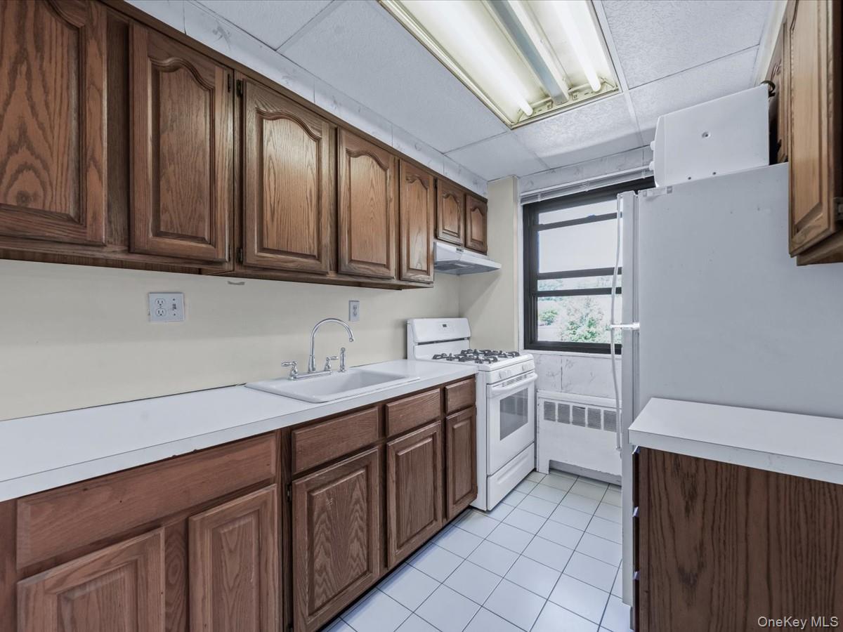 84-33 Shore Parkway # 2, Howard Beach, NY 11414