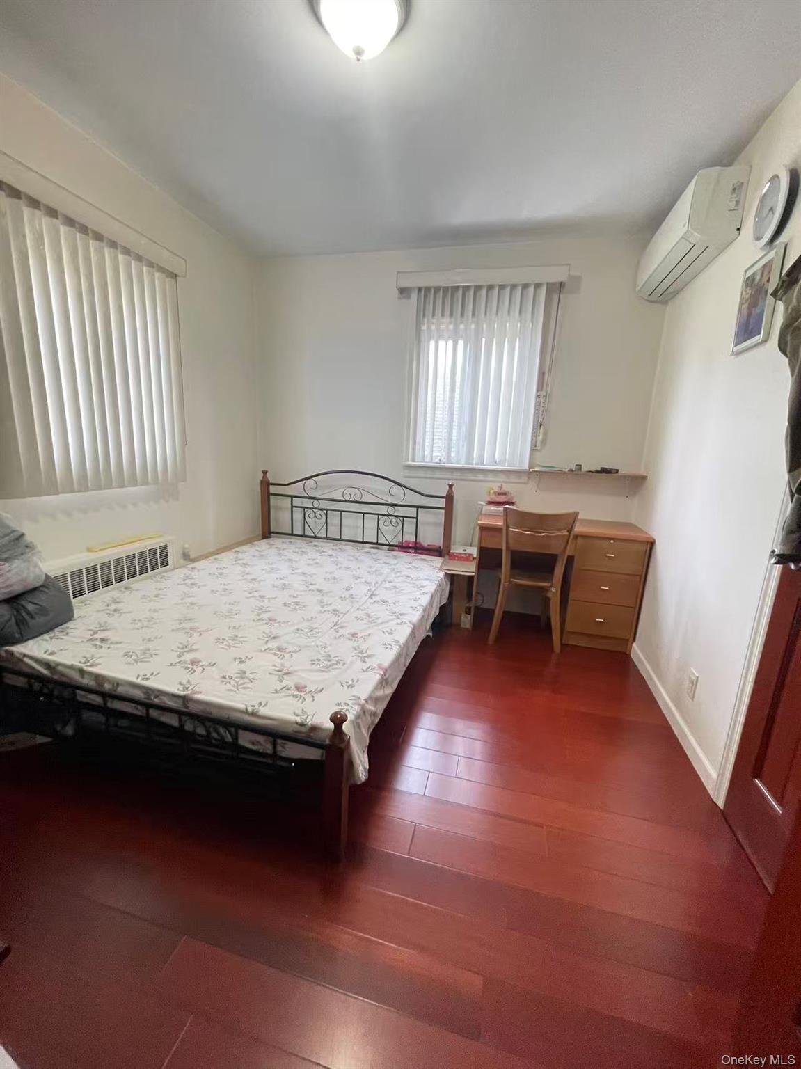 28-11 Murray Street, Flushing, NY 11354