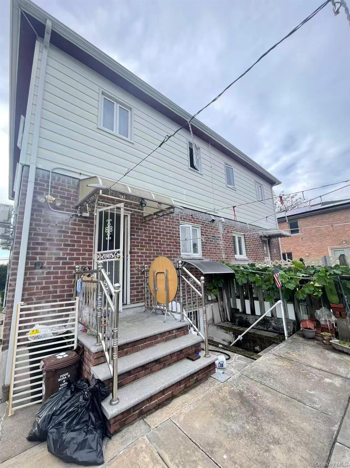 28-11 Murray Street, Flushing, NY 11354