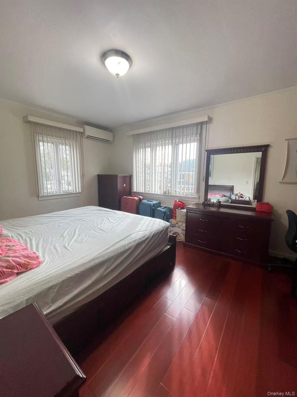 28-11 Murray Street, Flushing, NY 11354