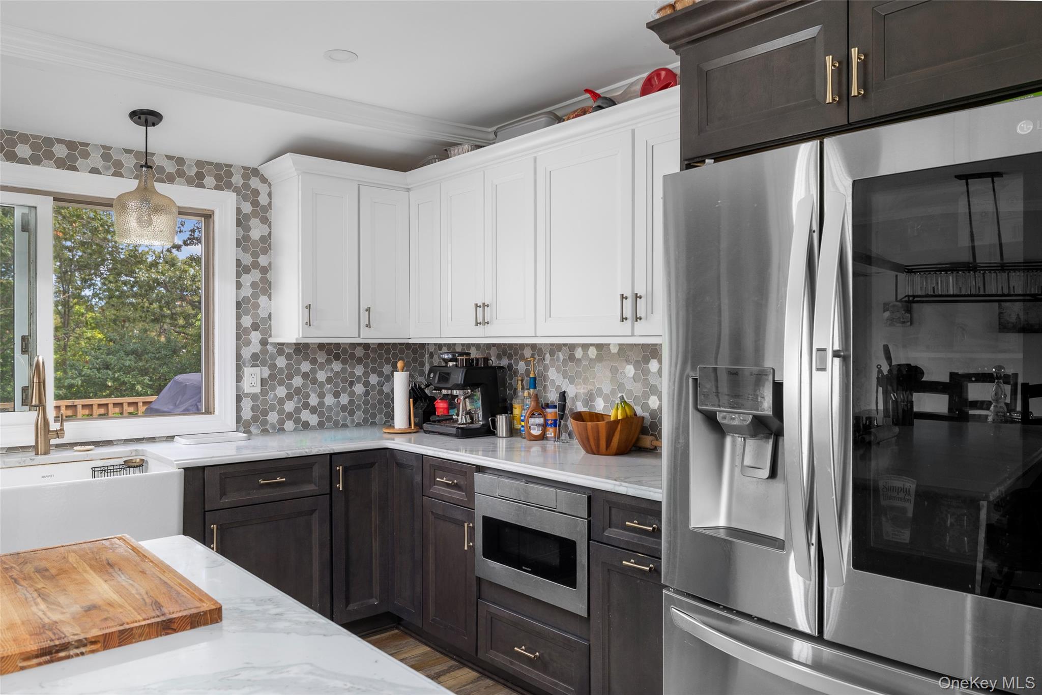 171 N Albany Avenue, Massapequa, NY 11758