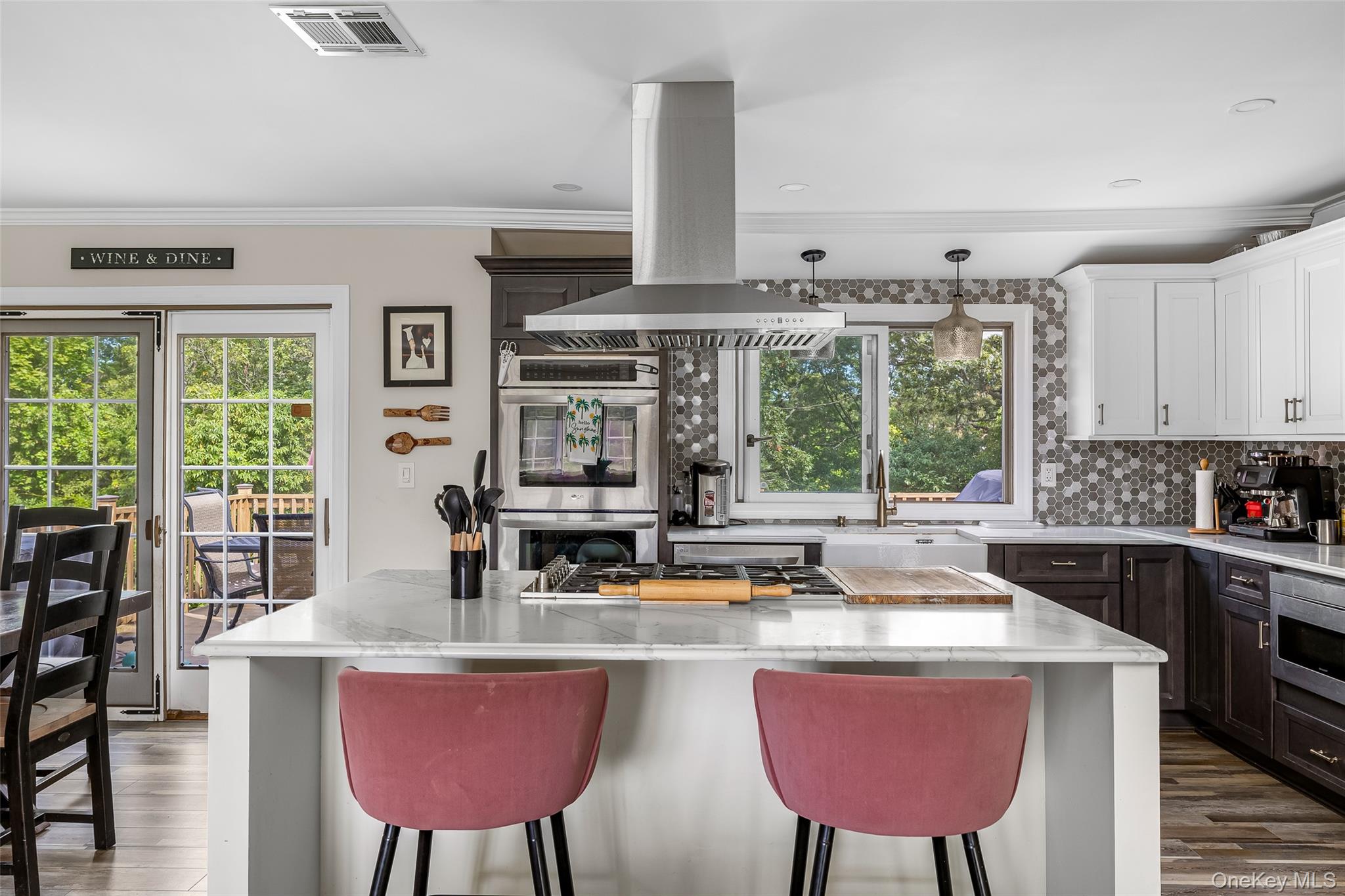 171 N Albany Avenue, Massapequa, NY 11758