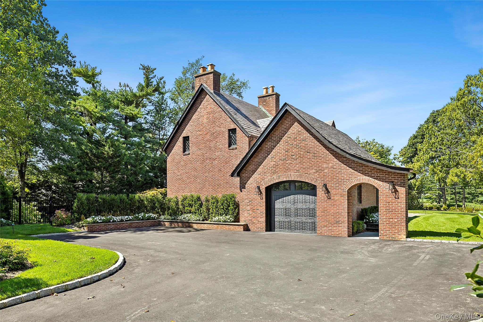 38 Country Club Drive, Port Washington, NY 11050