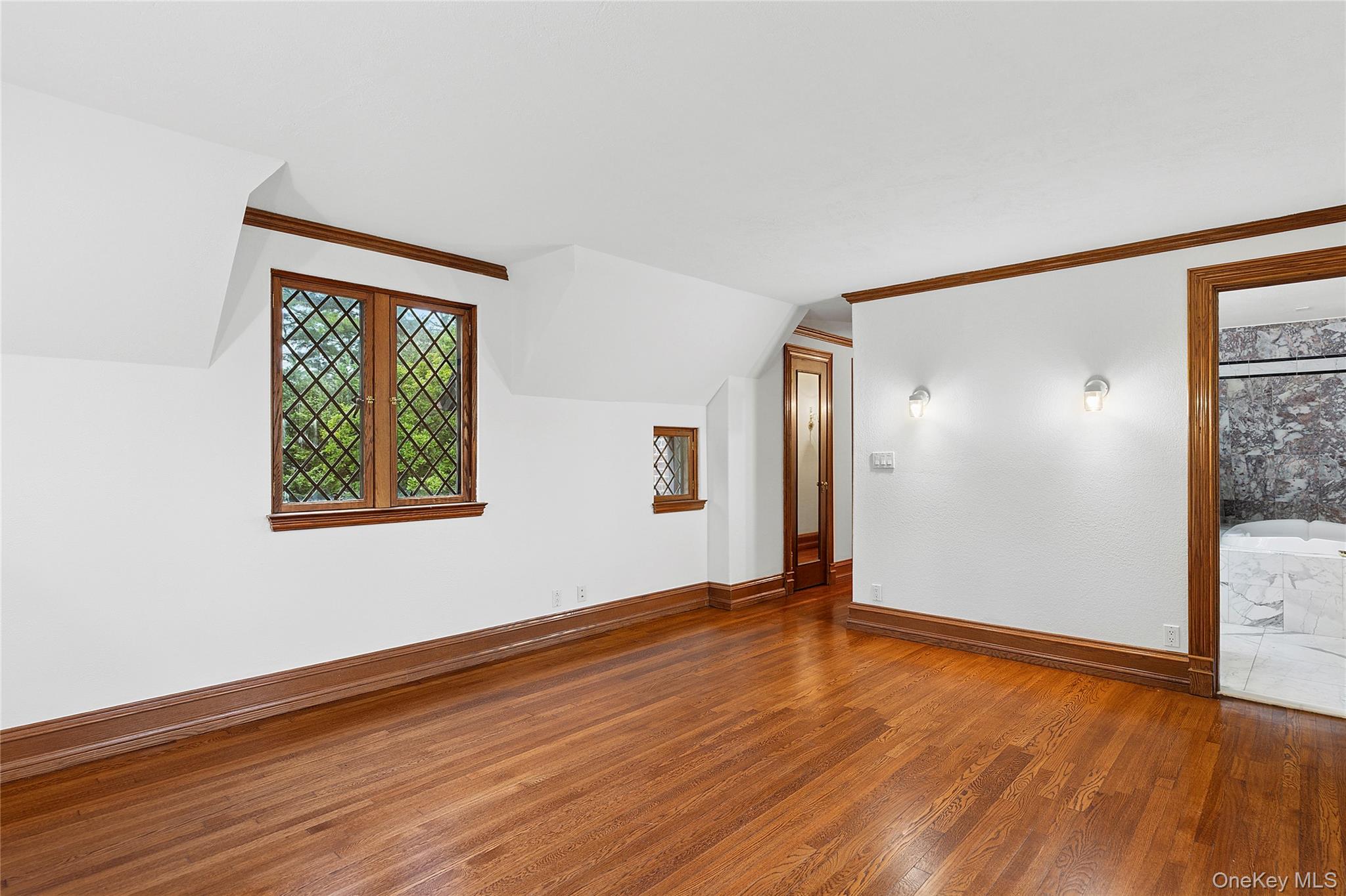 38 Country Club Drive, Port Washington, NY 11050