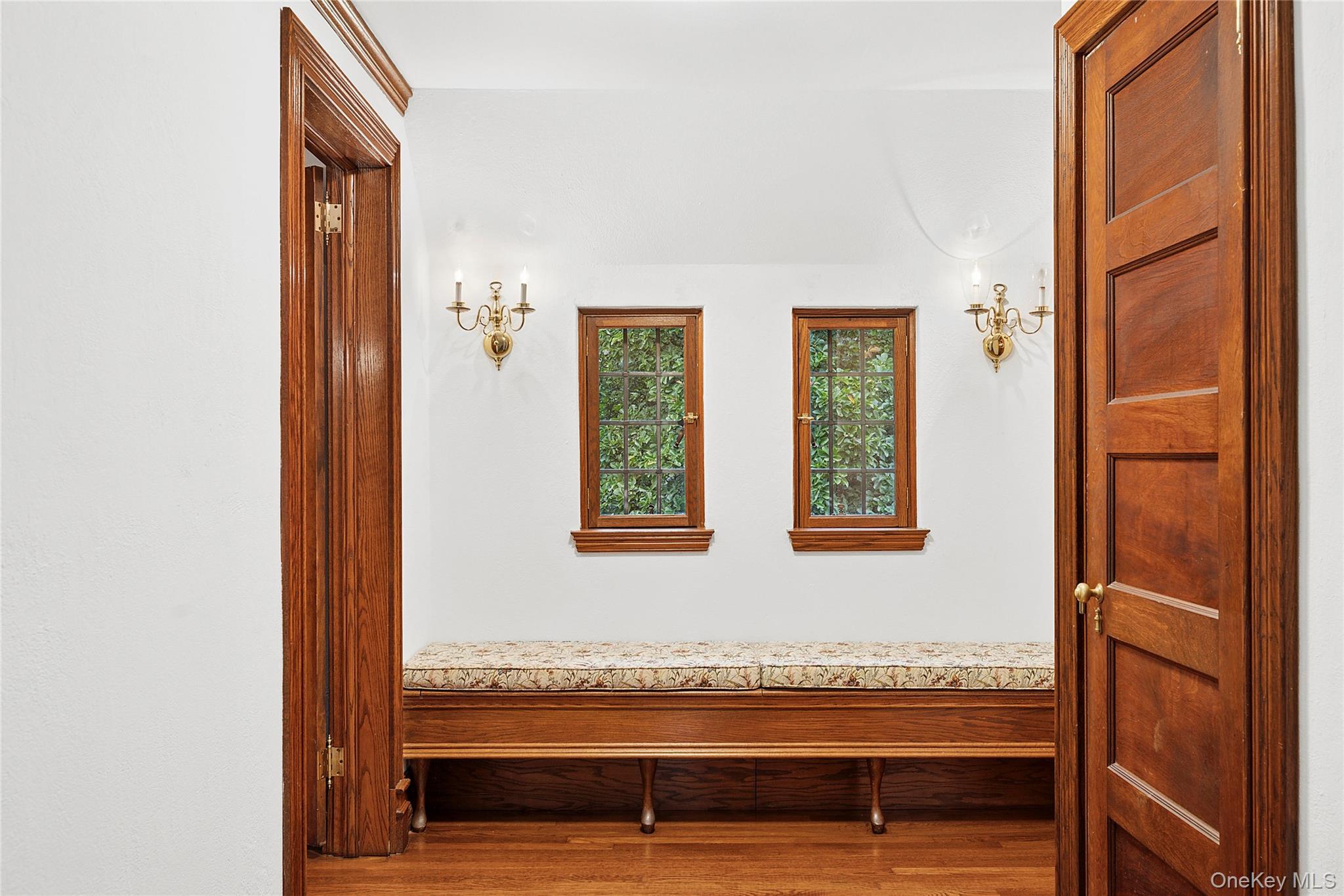 38 Country Club Drive, Port Washington, NY 11050