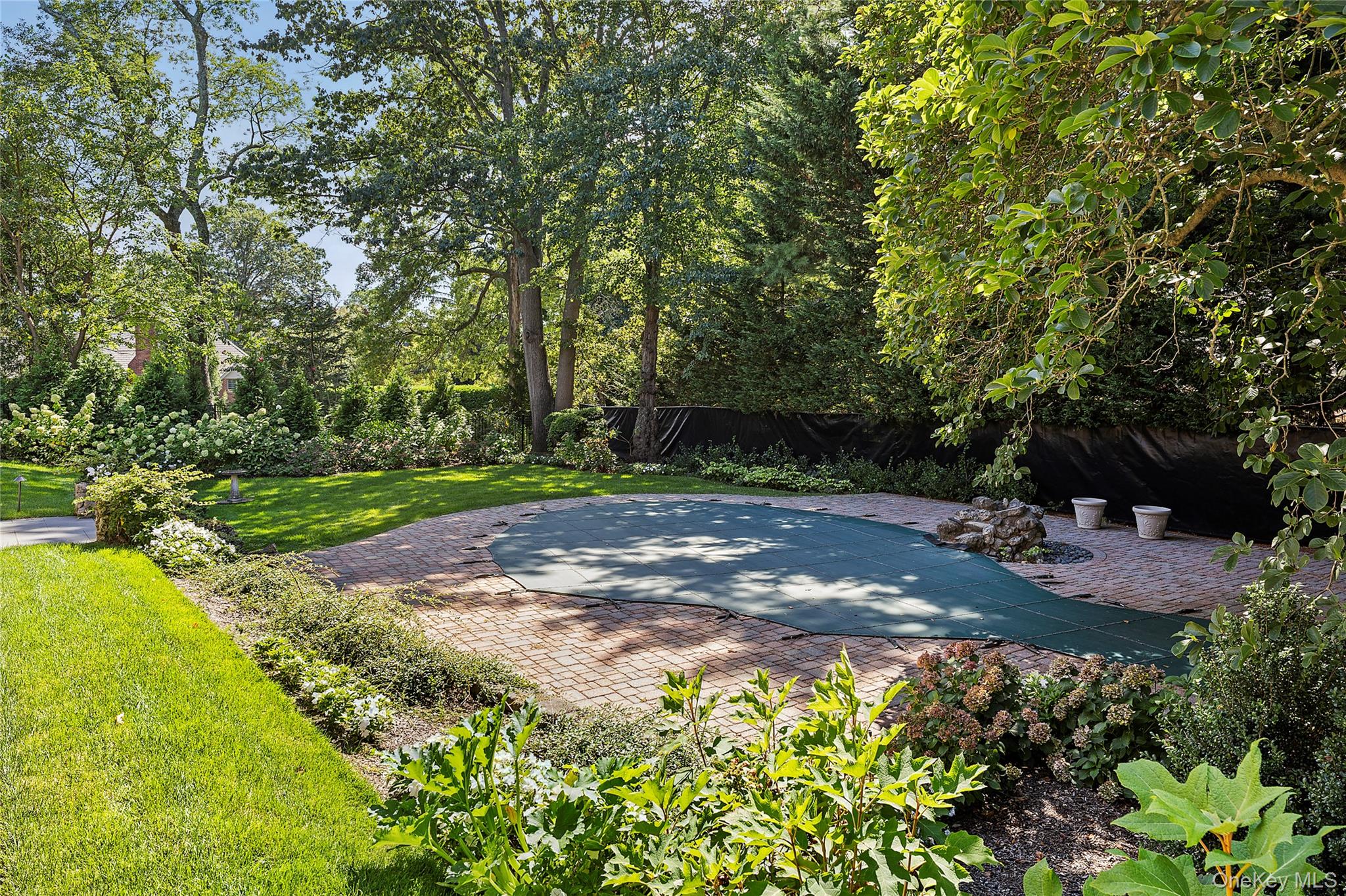 38 Country Club Drive, Port Washington, NY 11050