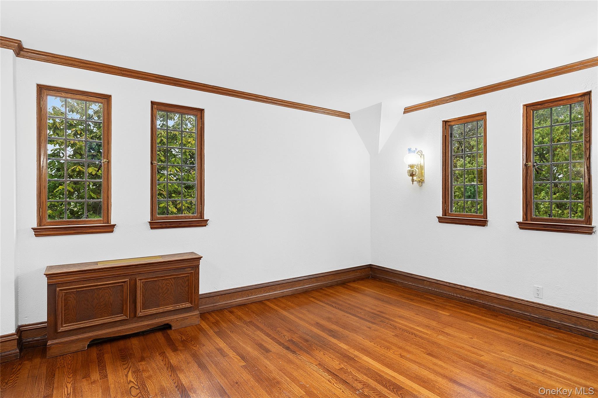 38 Country Club Drive, Port Washington, NY 11050