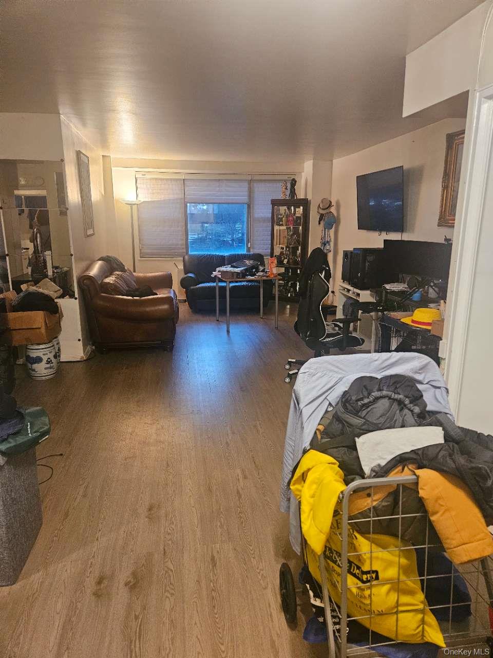 61-20 Grandcentral Parkway # C109, Forest Hills, NY 11375