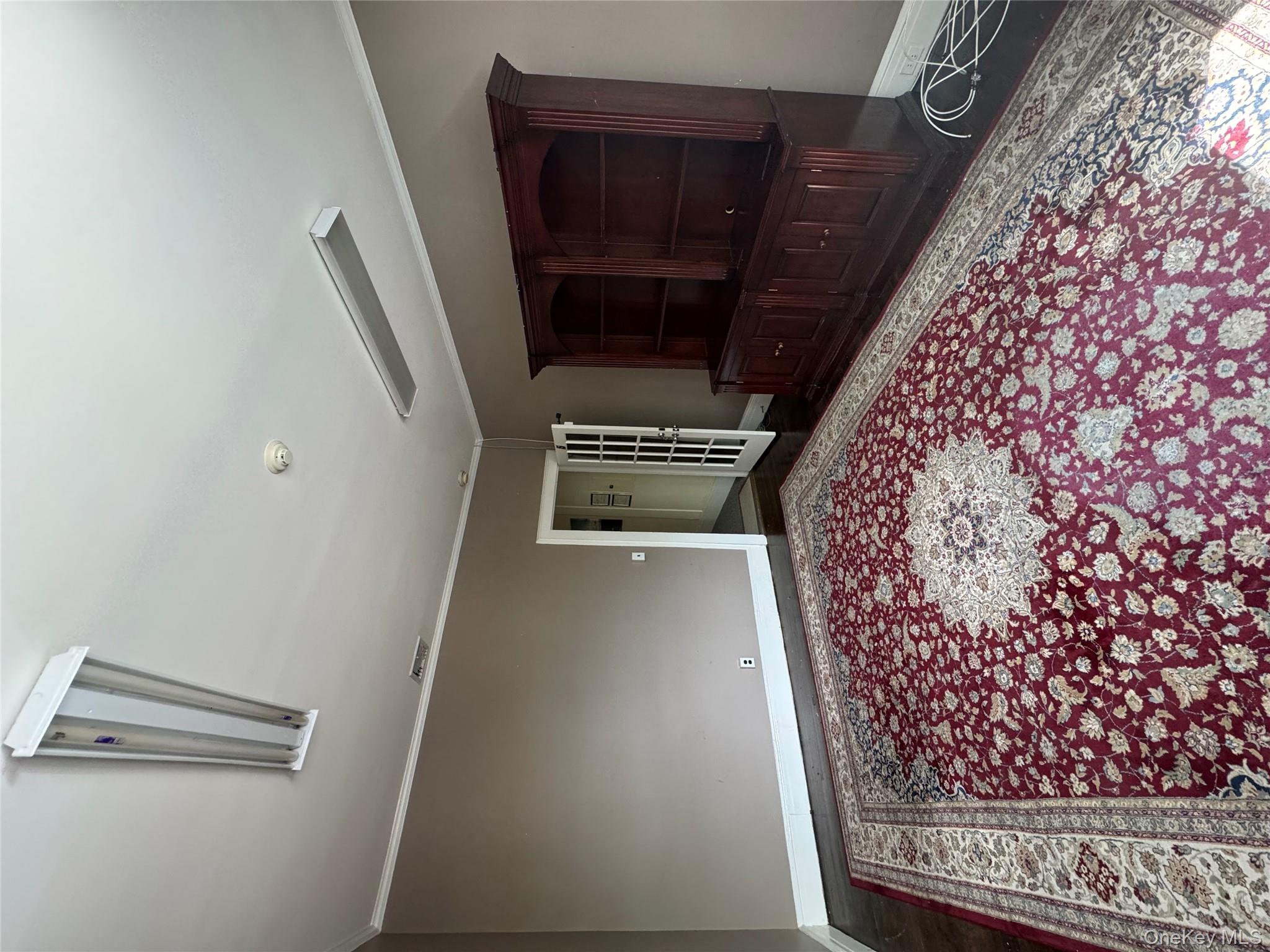 439 Main Street # 5, Islip, NY 11751